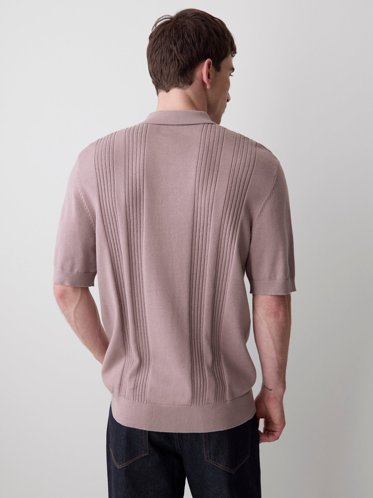 Short-Sleeve Cotton Polo with Vertical Stitches