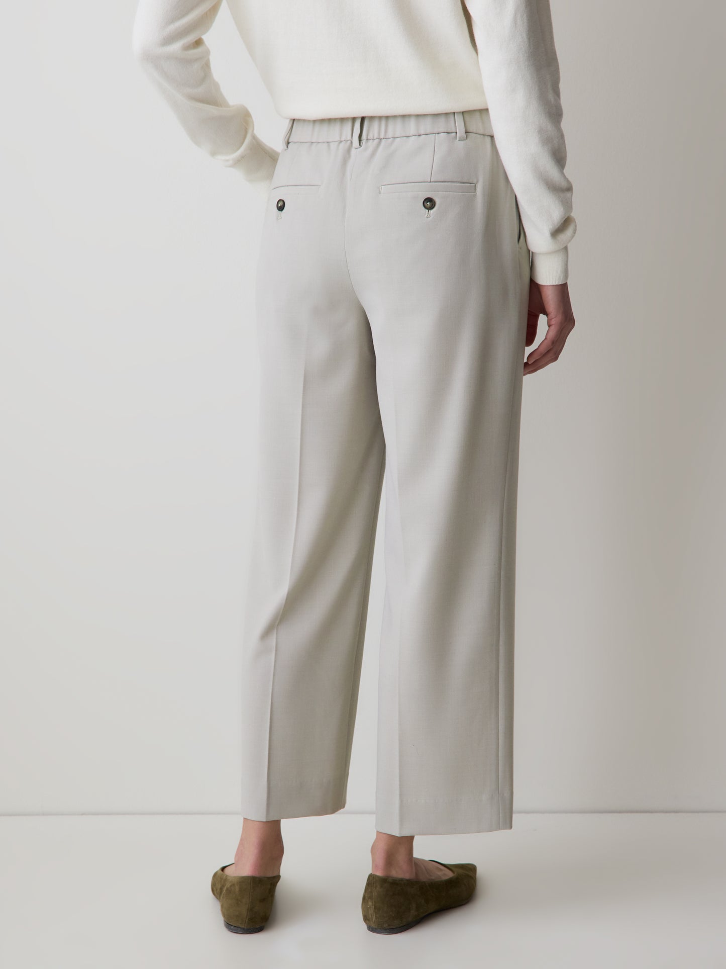 Mid-Rise Straight-Leg Cropped Pant