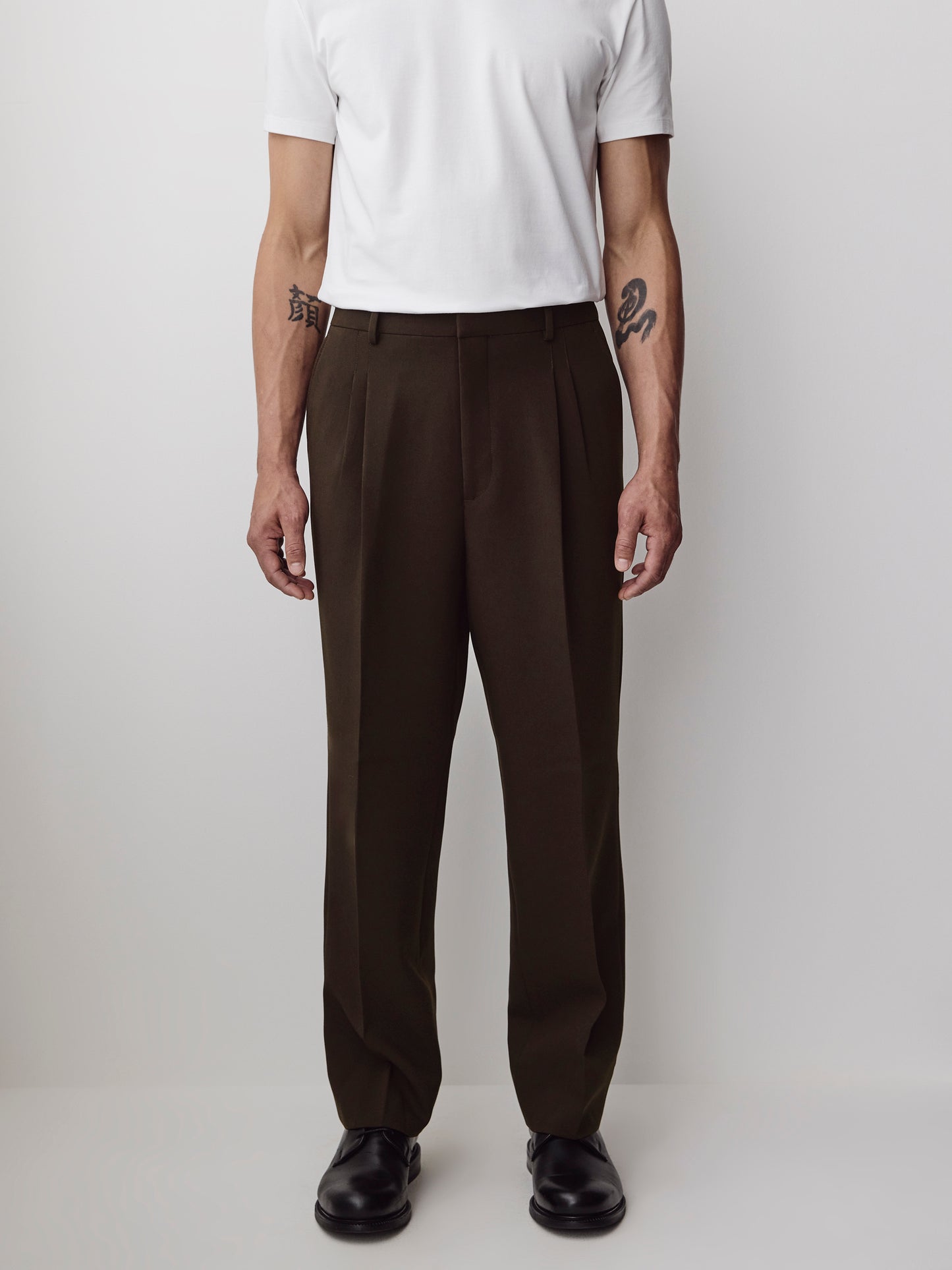 Wide-Leg Pleated Dress Pant