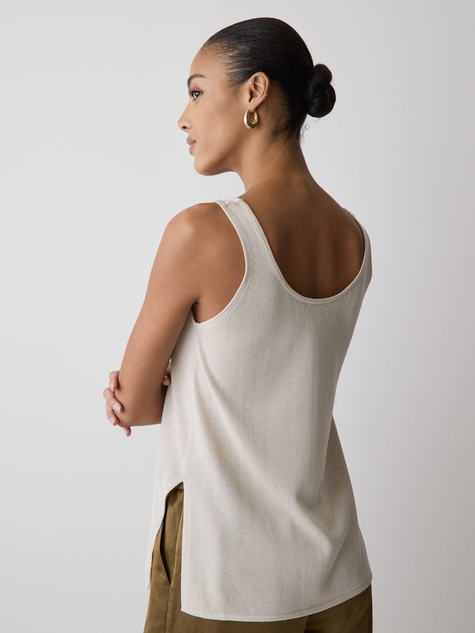 Linen-Blend U-Neck Loose Tank