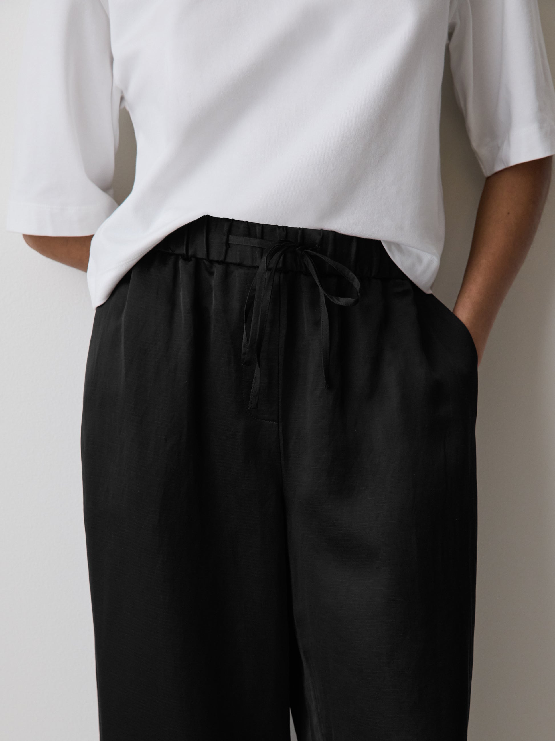 High-Rise Balloon-Leg Pant