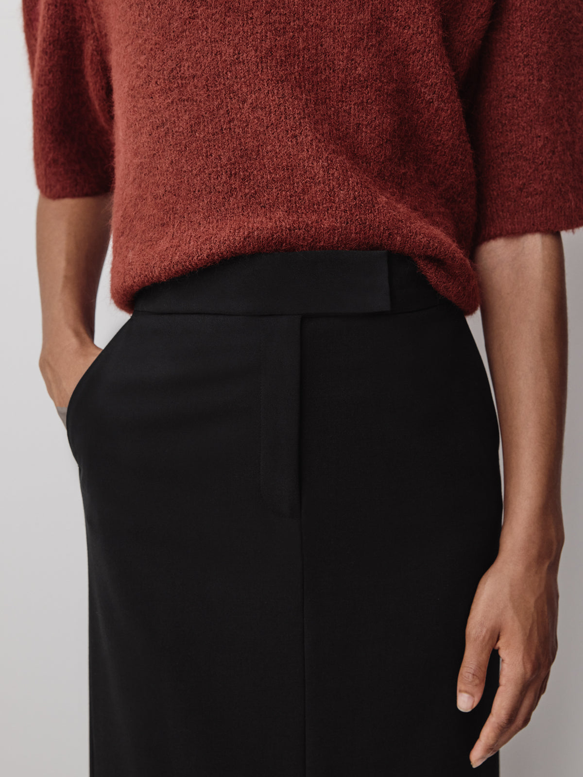 Woven Mid Rise Maxi Pencil Skirt
