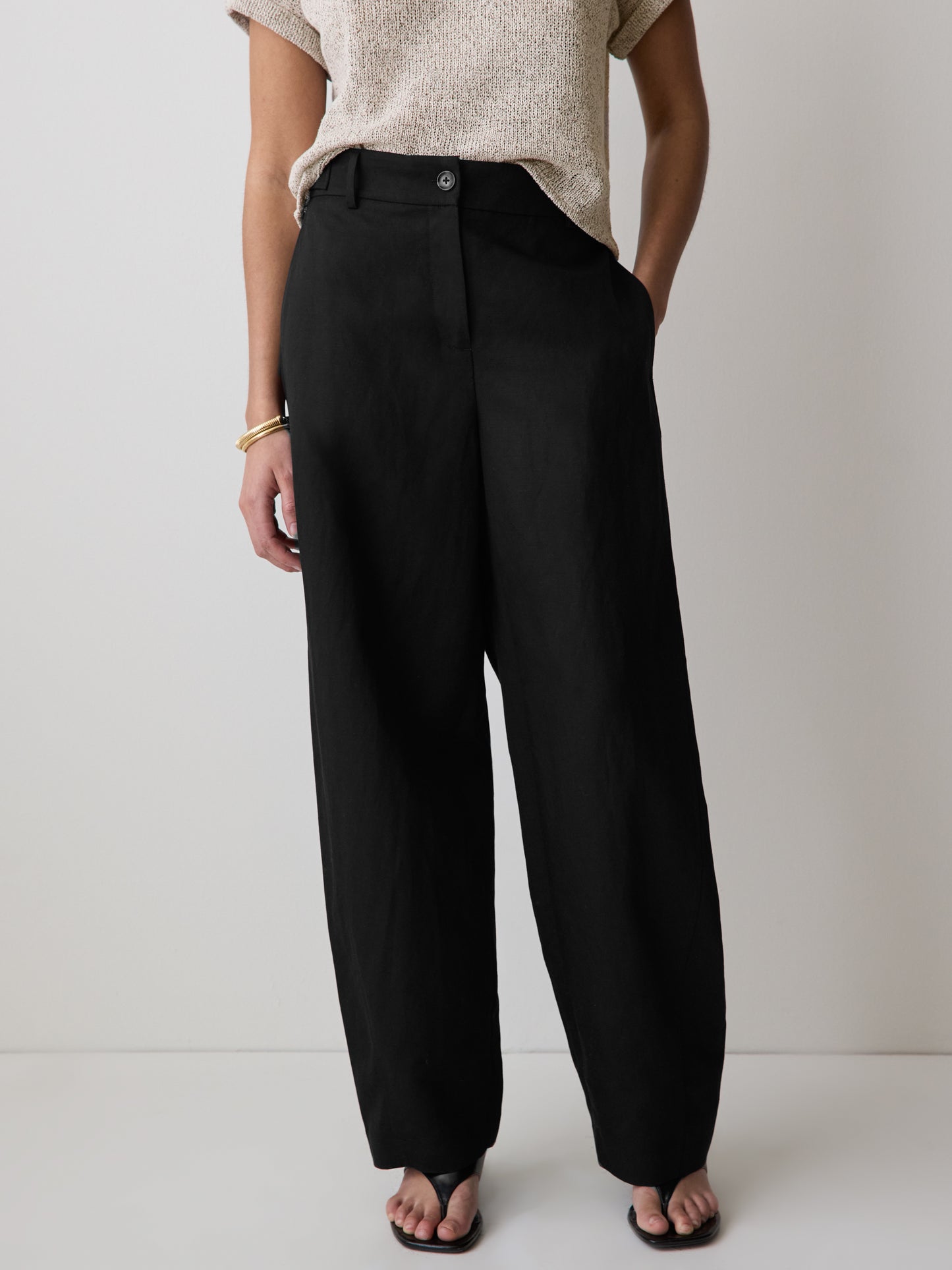 Twill High-Rise Barrel Pant