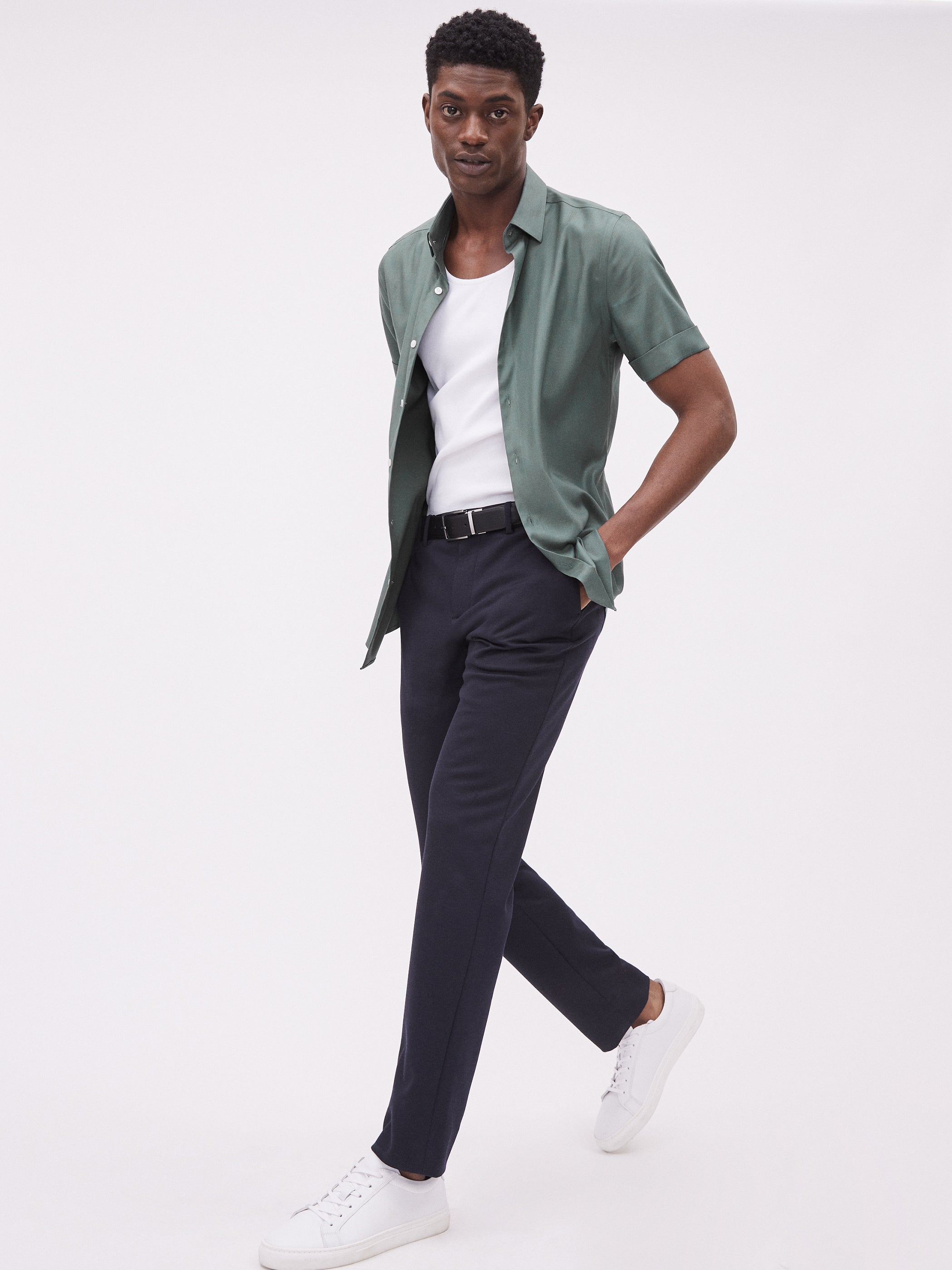 Slim Fit Performance Short Sleeve Shirt