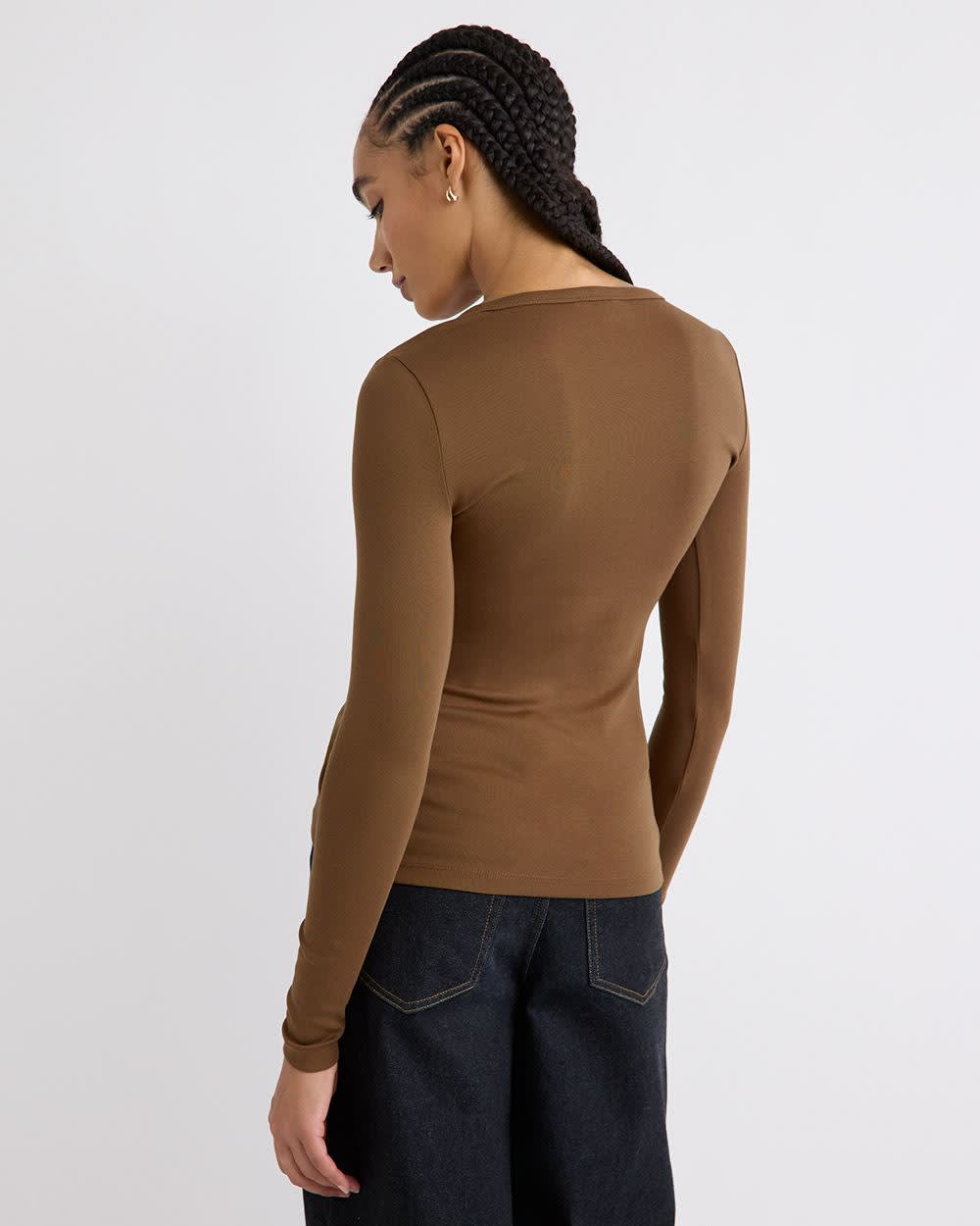 Luxe Knit Long-Sleeve Crew-Neck Fitted Ribbed Tee