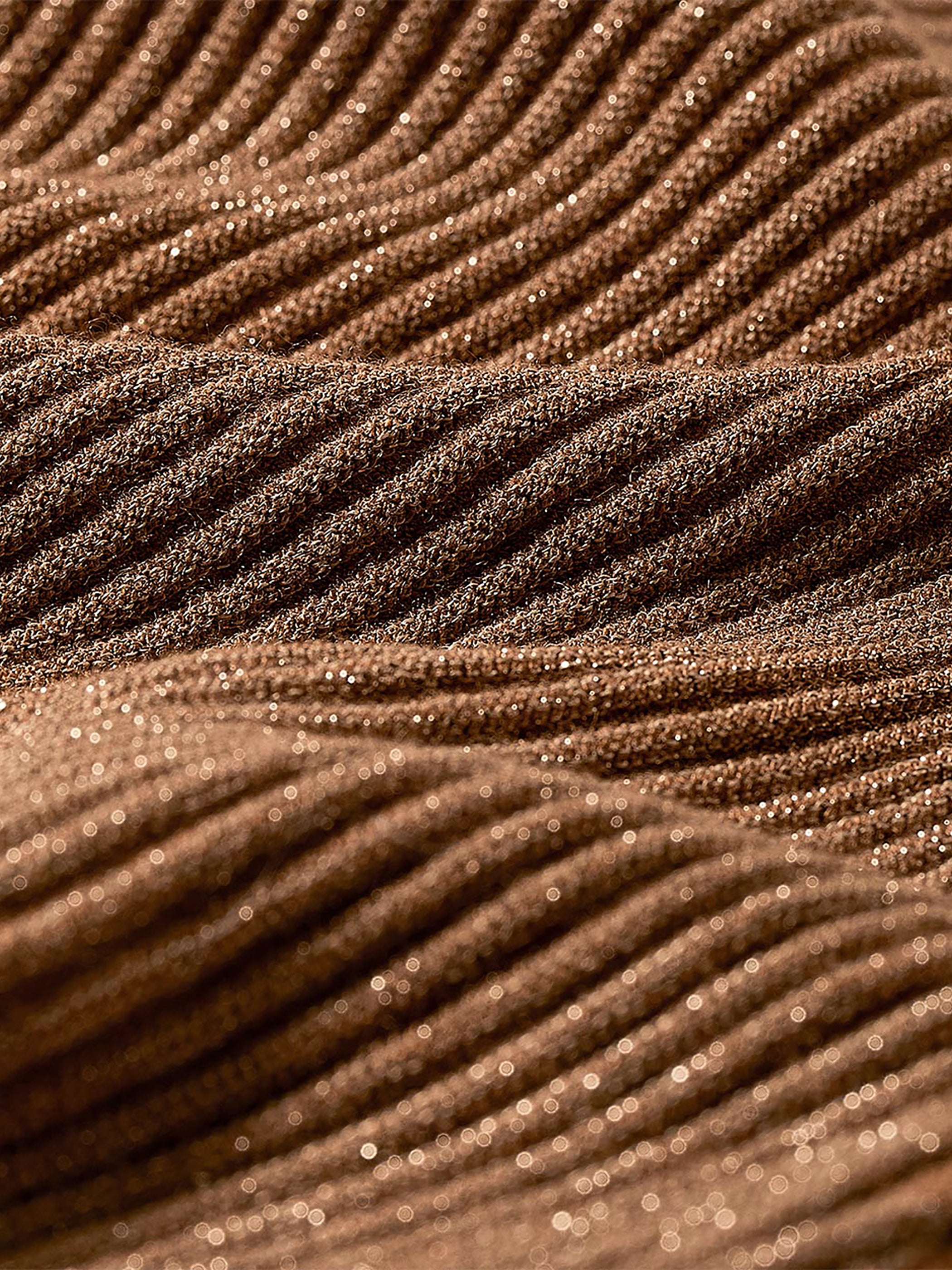 Haut Moulant à Manches Longues et Col Montant avec Fibres Métalliques