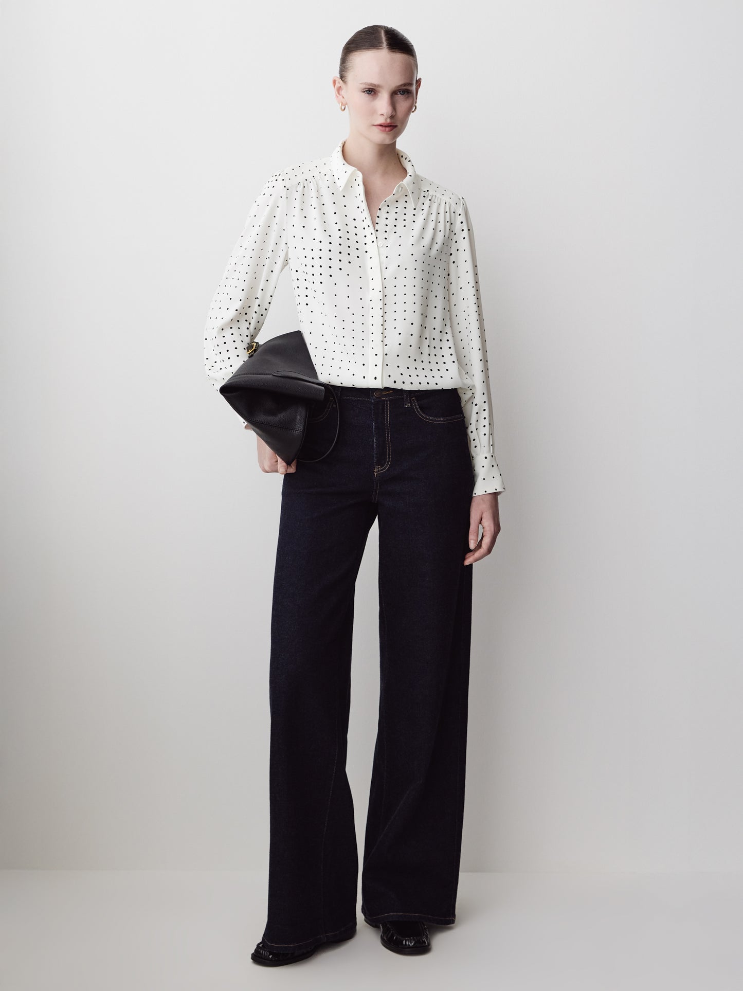Silky Crepe Long-Sleeve Buttoned-Down Blouse