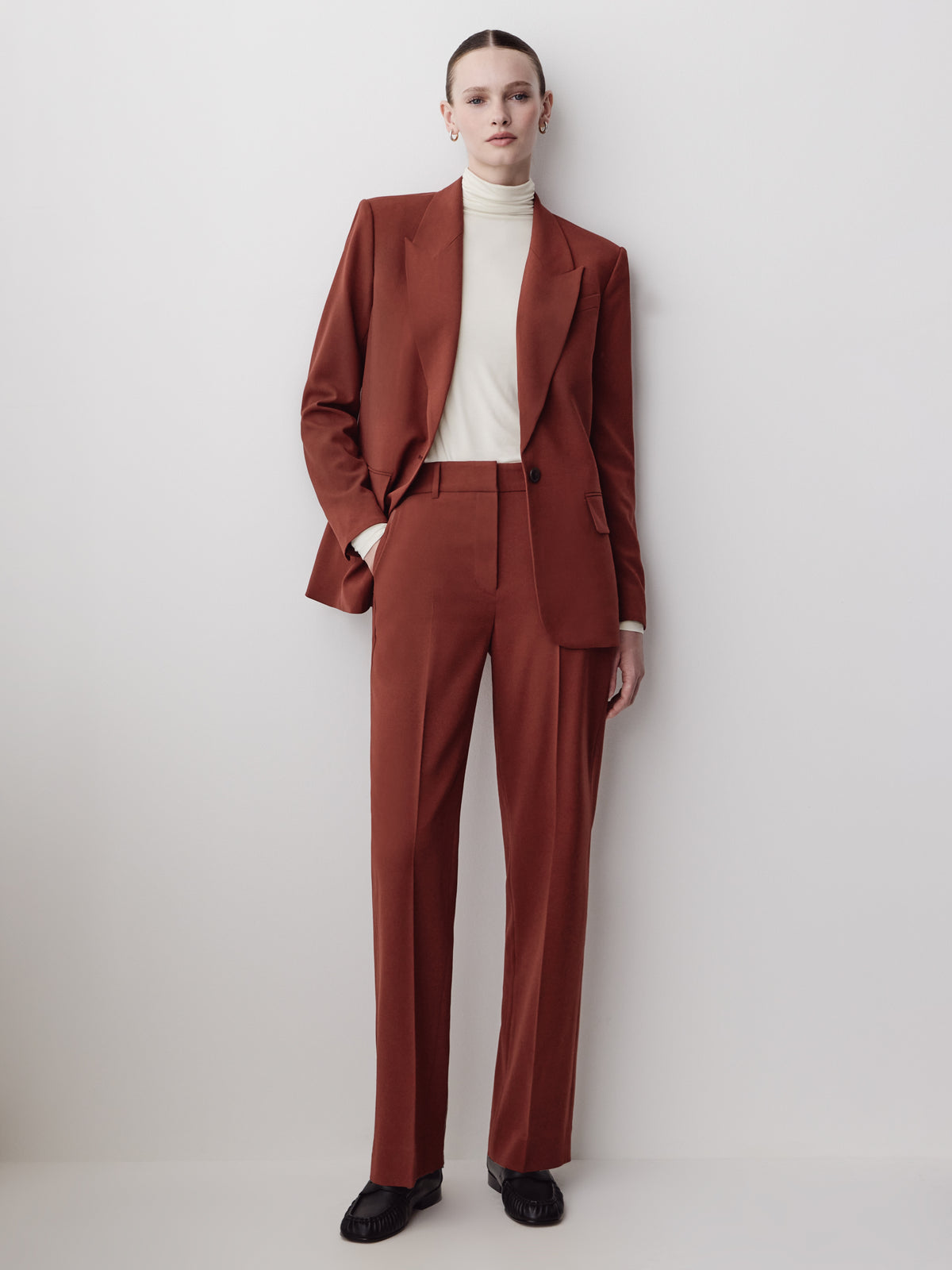 Woven High Rise Stretch Long Straight Pant