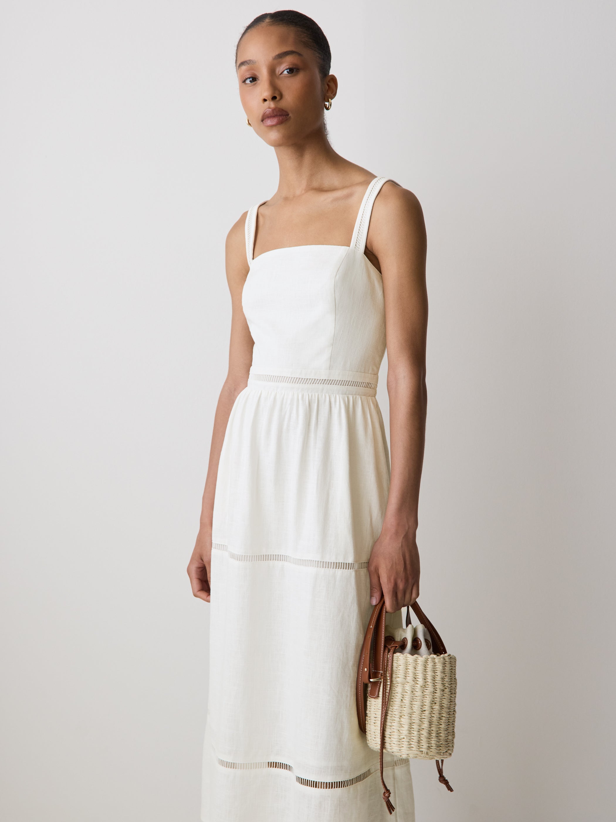 Straw Bucket Bag