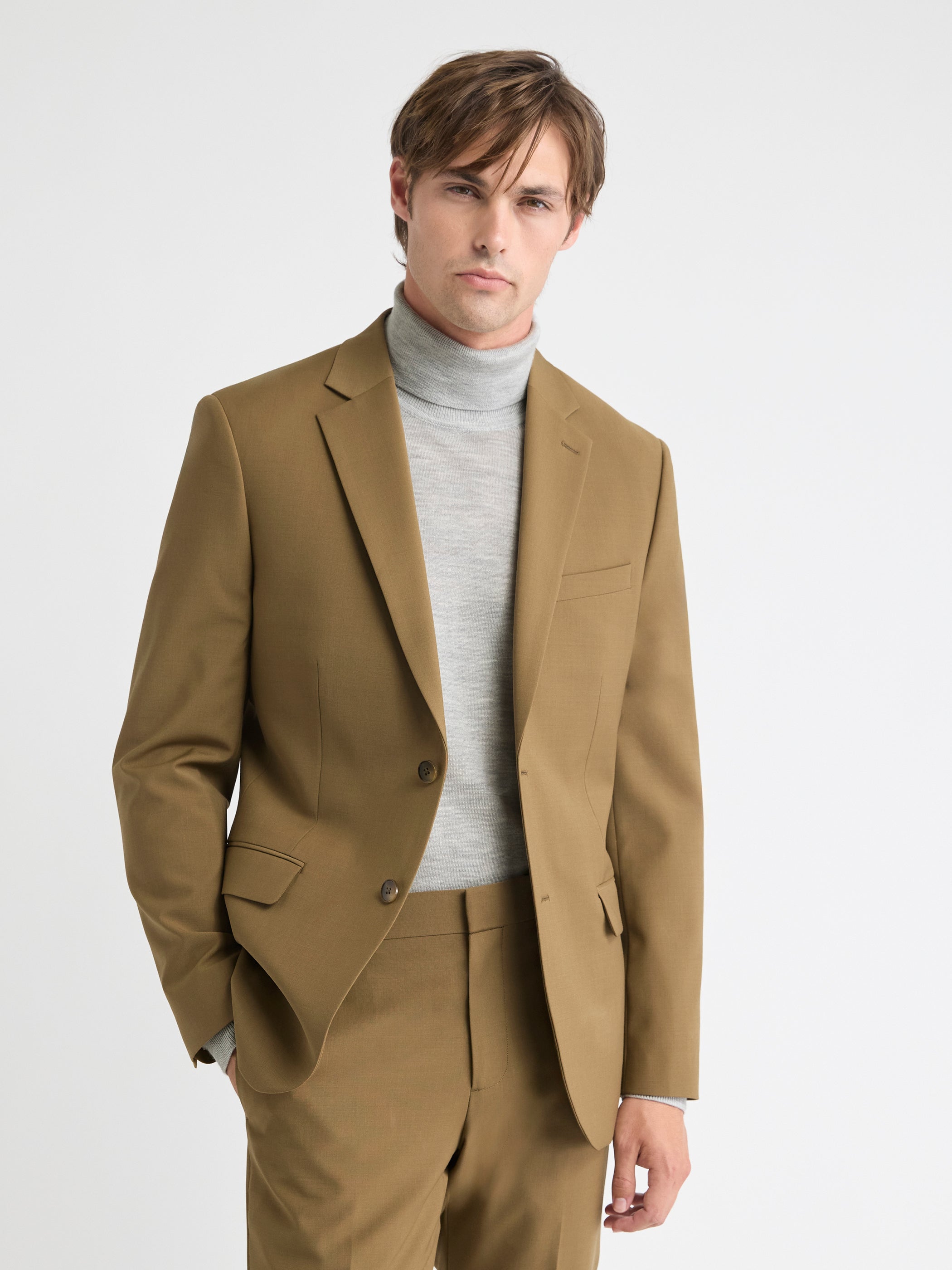 Slim-Fit Wool Suit Blazer