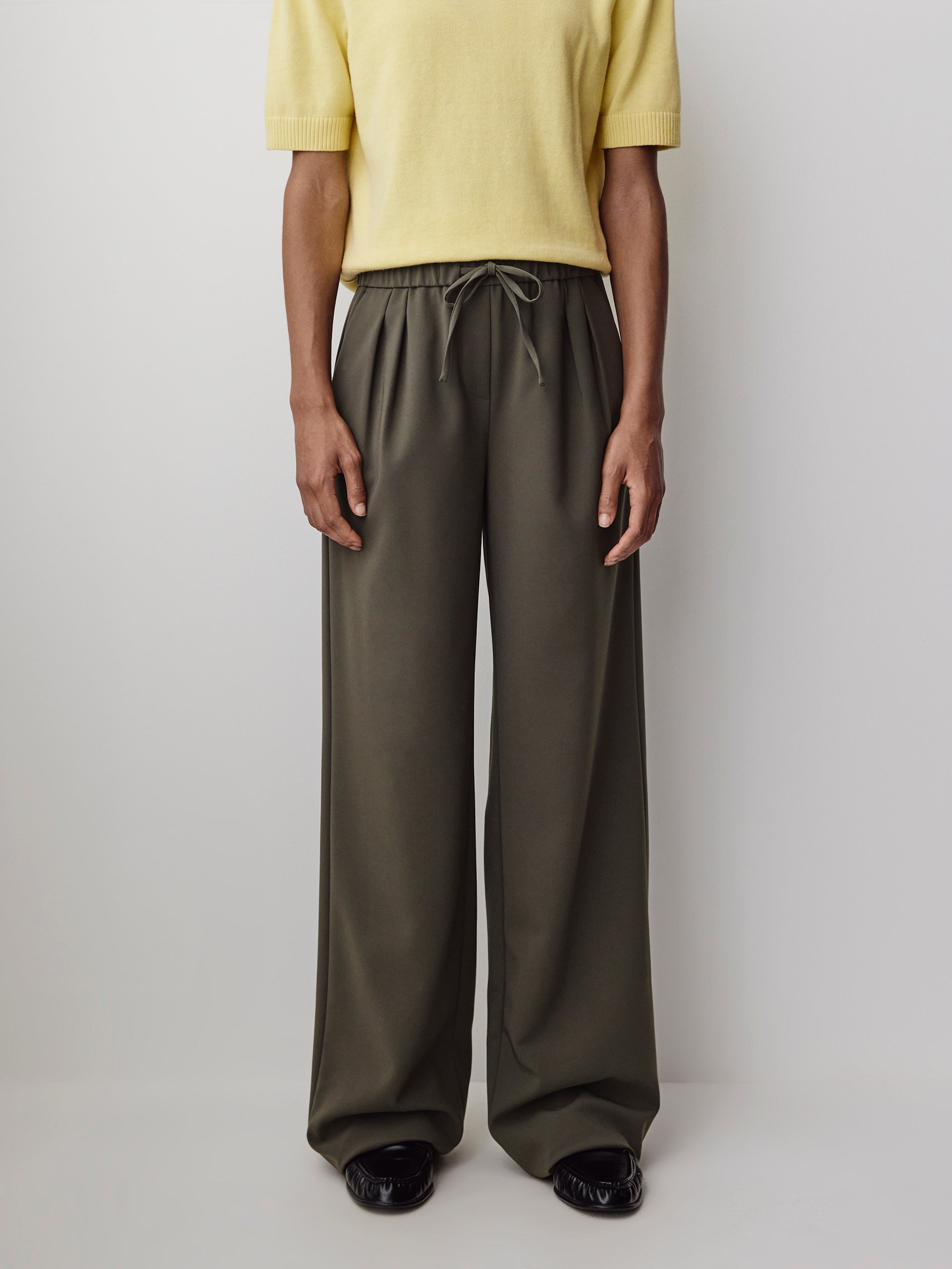 Pull-On Mid-Rise Wide-Leg Pant