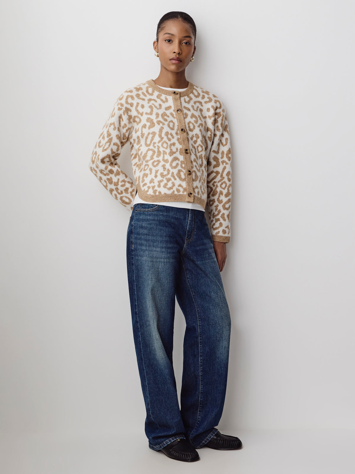 Knit Leopard Print Cardigan with Long Sleeves