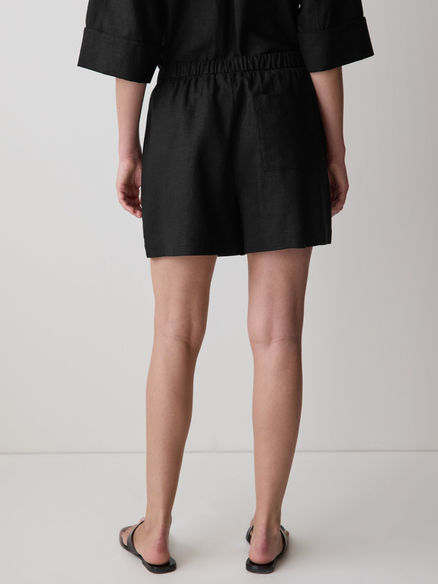 Linen-Blend Mid-Rise Pull-On Short