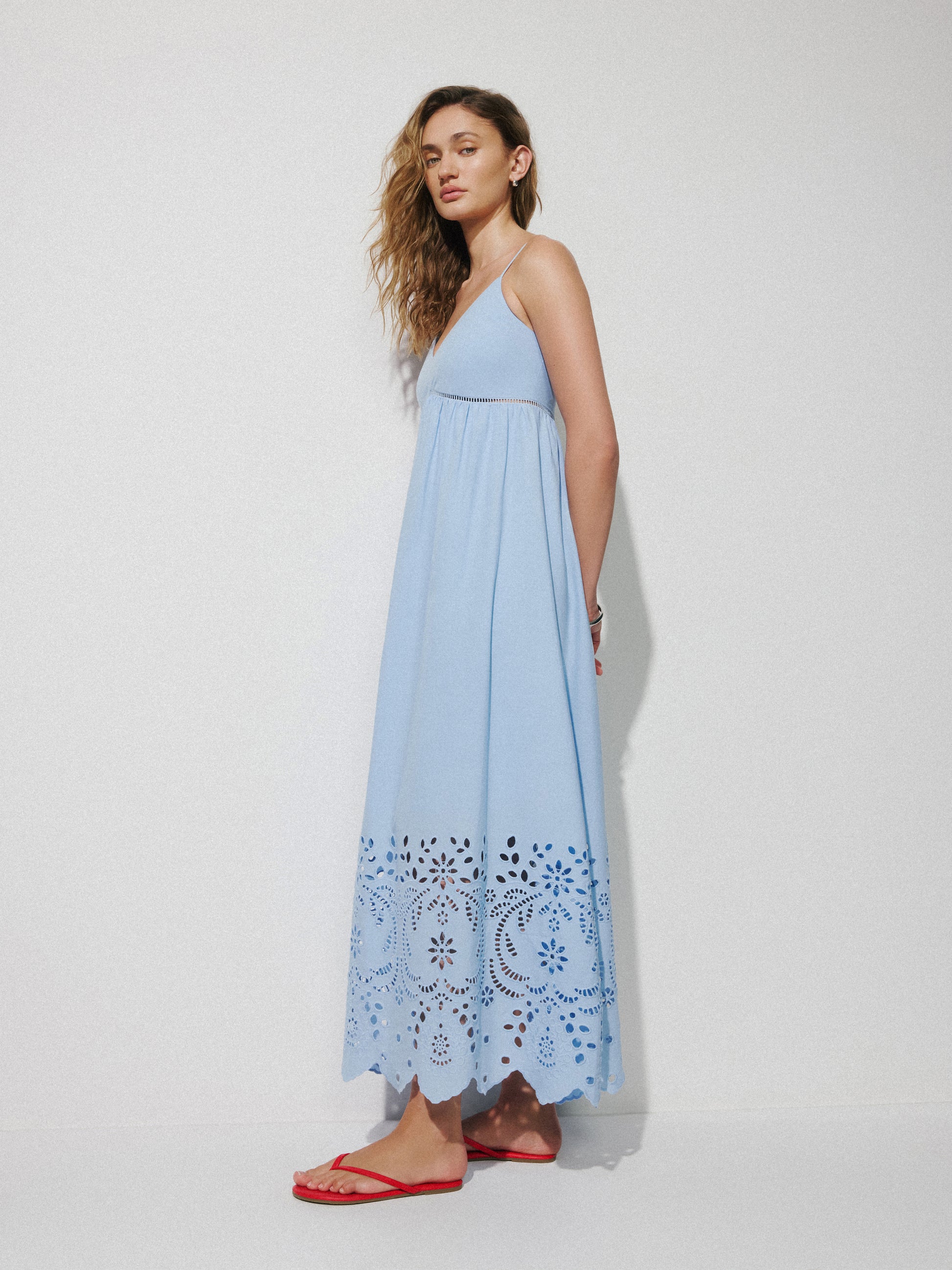 Sleeveless Sweetheart Maxi Dress with Eyelets