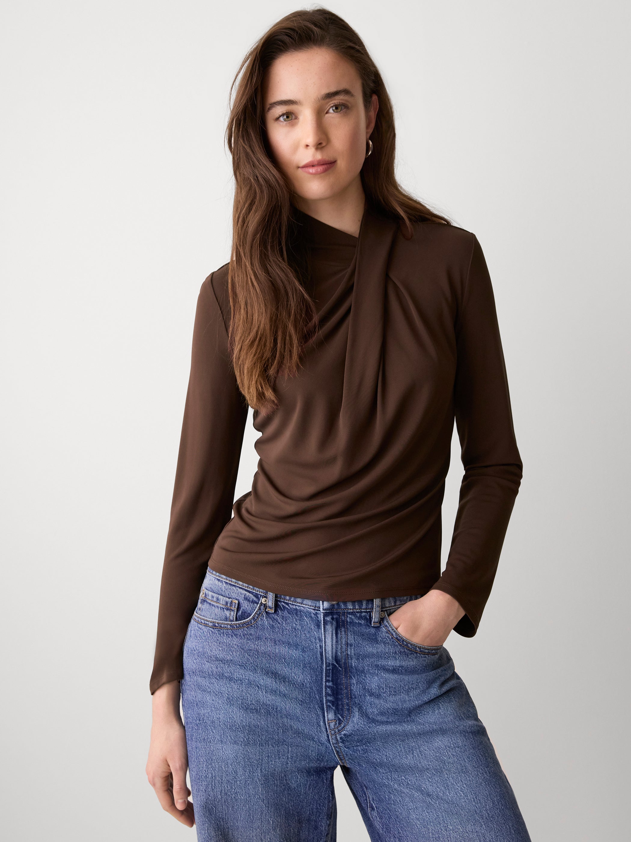 Haut à Manches Longues à Col Montant Drapé à Détail Croisé