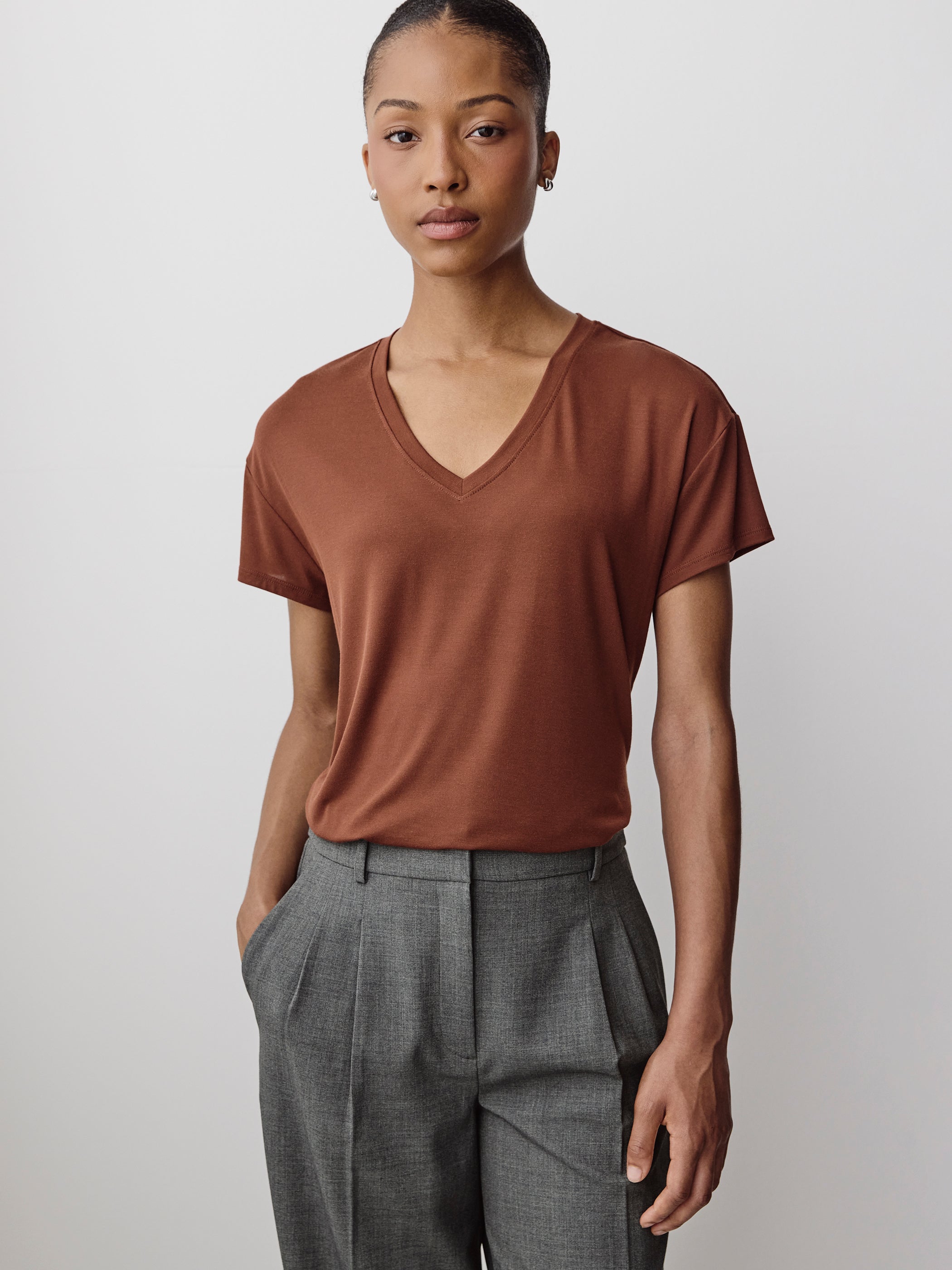 Knit Pullover V-Neck Tee Silk Blend