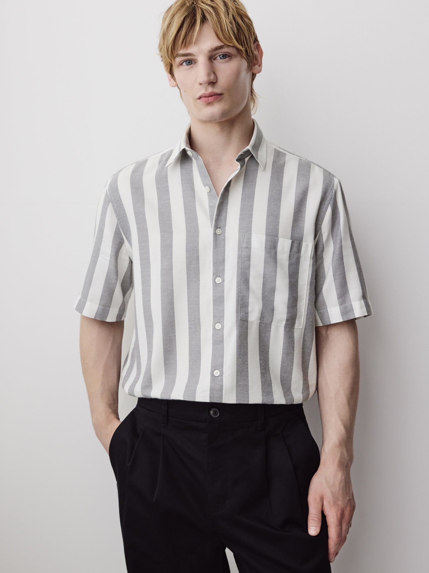 Men's Woven Short Sleeve Shirt Wide Stripe