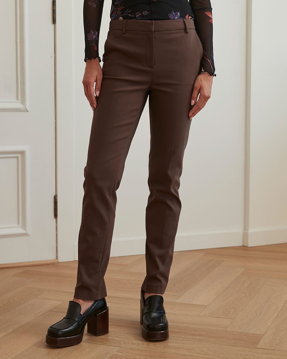 Pantalon Long Indispensable à Coupe Signature Étroite