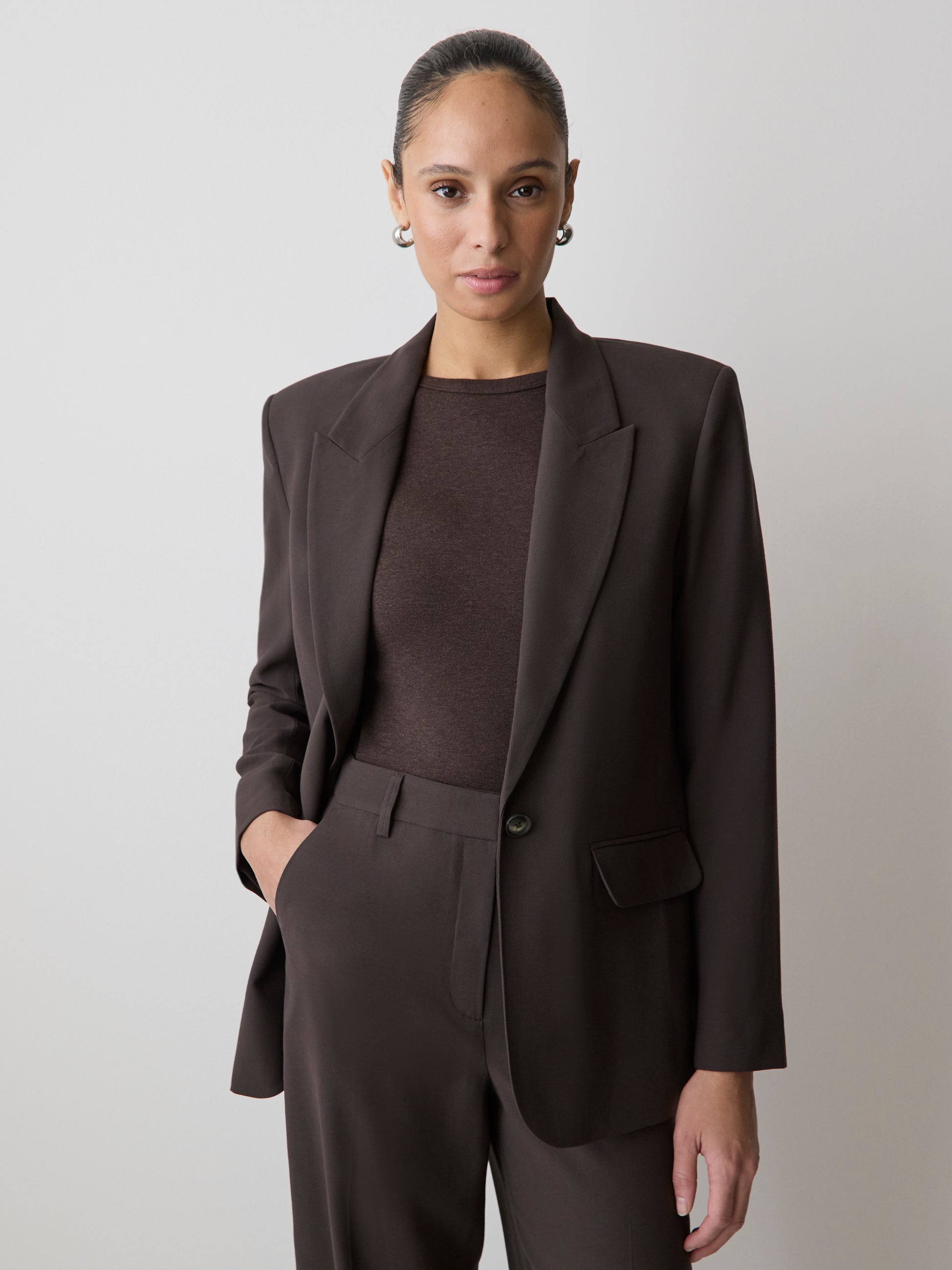 Relaxed-Fit One-Button Blazer