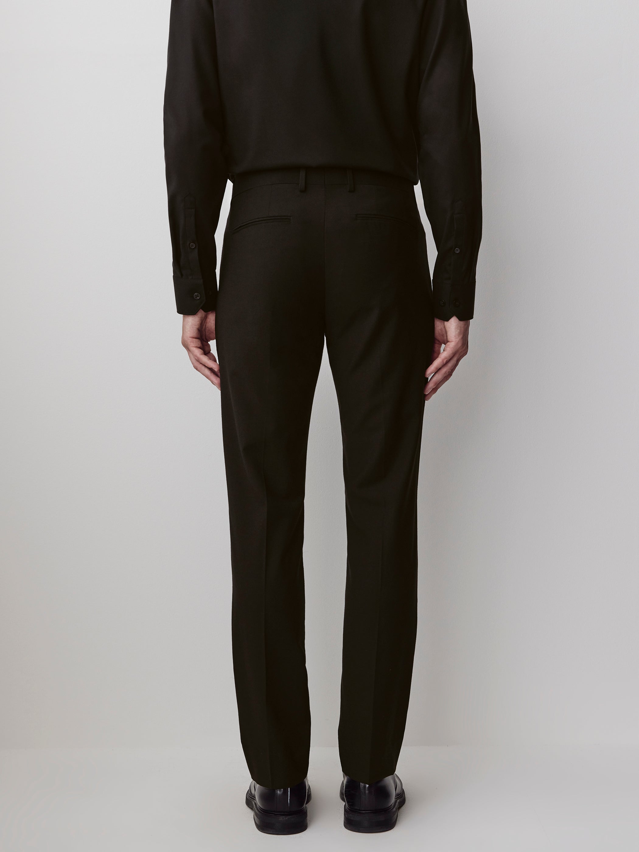 Pantalon de Complet Essentiel Coupe Étroite En Mélange De Laine Noir 