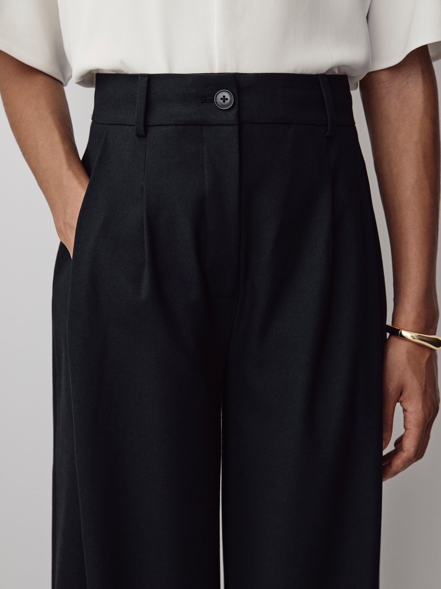 Ultra Wide Leg High Rise Stretch Woven Pant