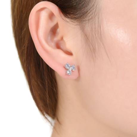 Boucles d'oreilles en argent sterling avec trèfle rond en zircon cubique