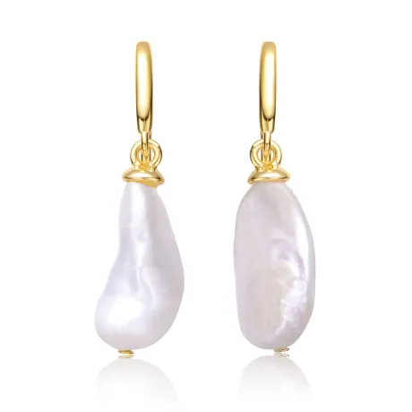 Genevive Boucles d'oreilles pendantes en argent sterling plaqué or jaune 14 carats avec perles blanches baroques et crochet français