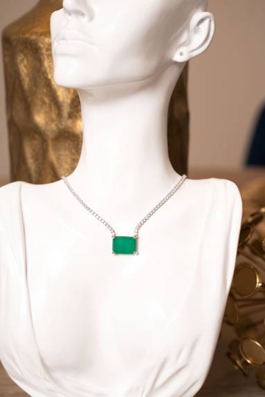 Jewels By Sunaina - RECTANGLE Green Tennis Collier ras-de-cou