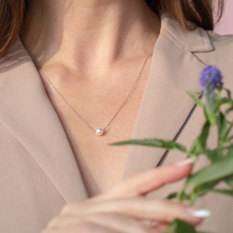 Bearfruit Jewelry - Abby Single Pearl Necklace