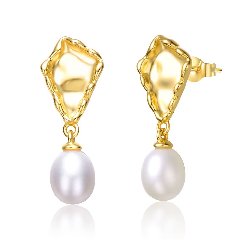 Genevive Boucles d'oreilles pendantes en argent sterling plaqué or jaune 14 carats avec pépite de perles blanches