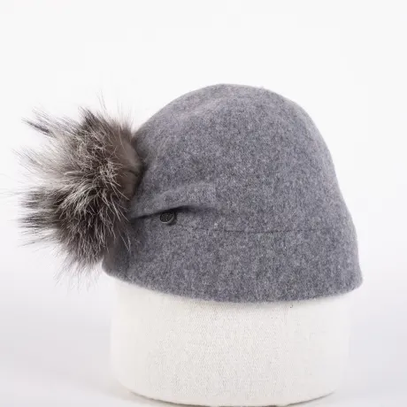 Canadian Hat 1918 - Oria-Ormos Beanie With Pleats And Back Pom