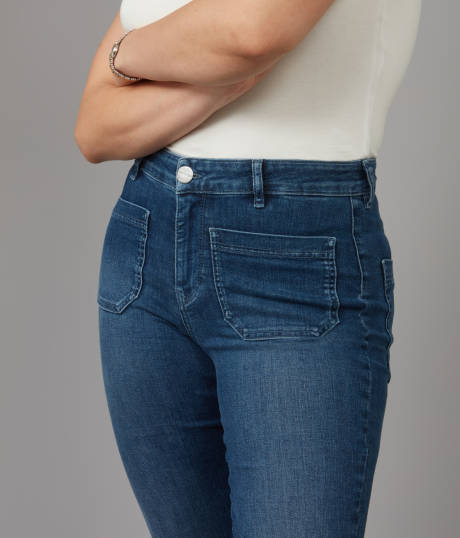 Lola Jeans GENE-DIS Mid Rise Bootcut Jeans