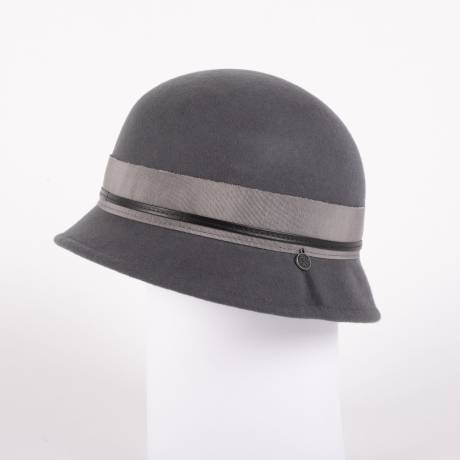 Canadian Hat 1918 - Carolane- Short Cloche With Ribbon And Leather Cord