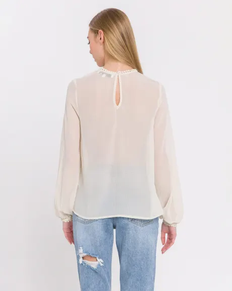 endless rose- Lace Detail Pleated Blouse