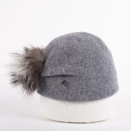 Canadian Hat 1918 - Oria- Tuque Ormos Avec Plis Et Pompon En Arriere