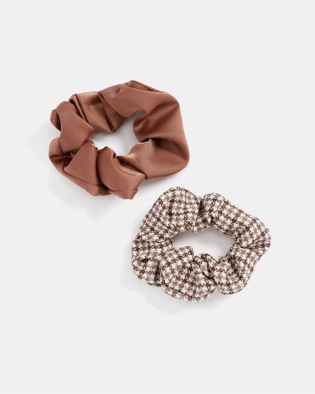 Plaid and Solid Scrunchies - Set of 2