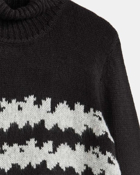 Turtleneck Pullover Sweater with Apres-Ski Pattern