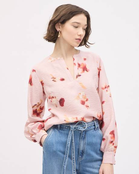 Easy-Care Blouse with Long Puffy Sleeves