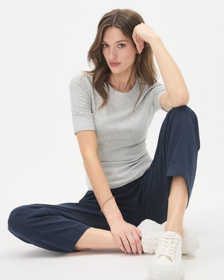 T-Shirt Ajust&eacute; &agrave; Manches aux Coudes et Col Rond