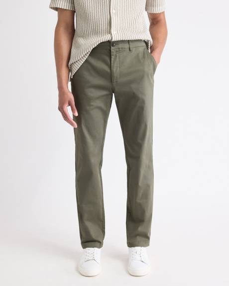 Slim-Fit Super-Stretch Chino Pant