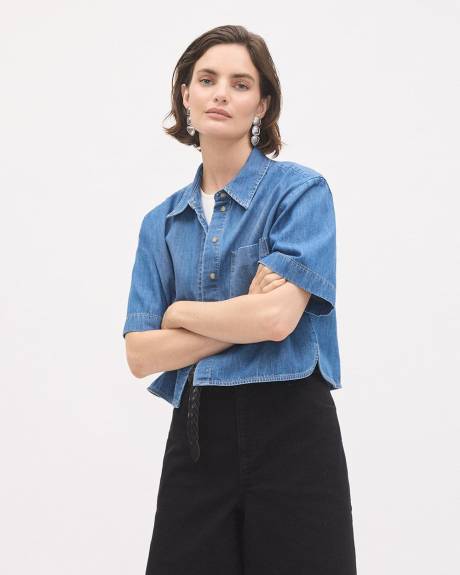 Short-Sleeve Buttoned-Down Denim Blouse