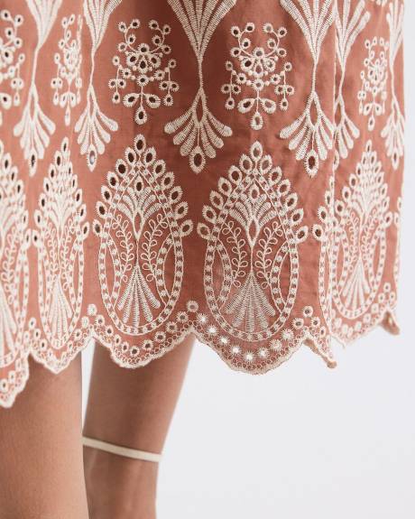 Robe Droite Maxi &agrave; Oeillets Sans Manches &agrave; Col V