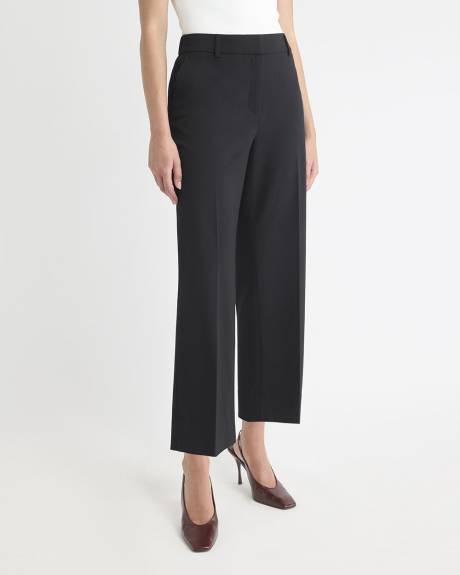 Pantalon Noir Court à Taille Mi-Haute et Jambe Droite