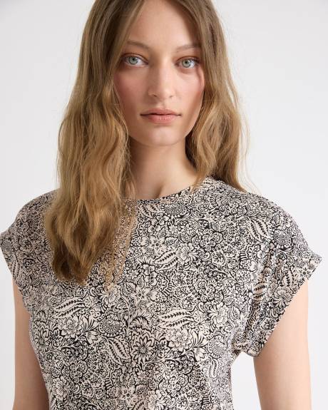 Classic-Fit Extended-Sleeve Crew-Neck Tee