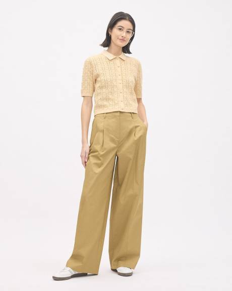 Short-Sleeve Buttoned-Down Sweater Top with Shirt Collar