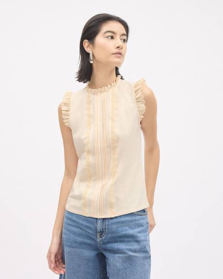Sleeveless Crew-Neck Top with Lace Trims