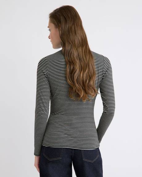 T-Shirt Ajusté à Manches Longues et Col Montant