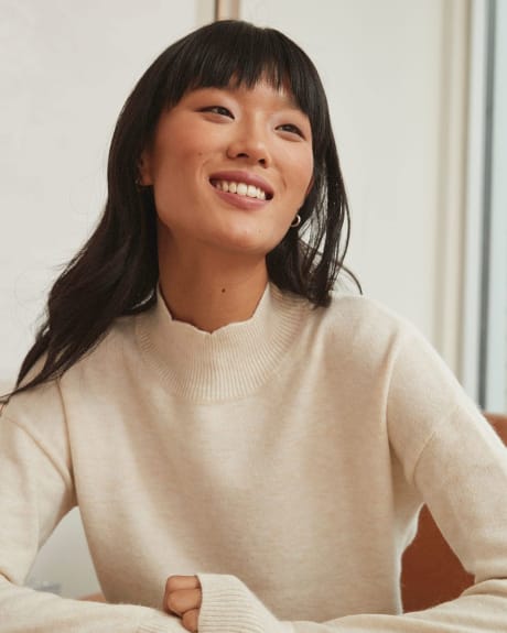 Soft Spongy Knit Sweater with Scalloped Edges