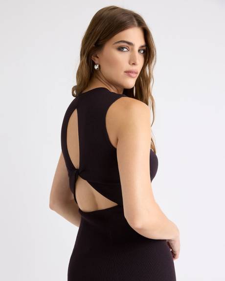 Robe Midi Sans Manches et Col Rond avec Découpes au Dos