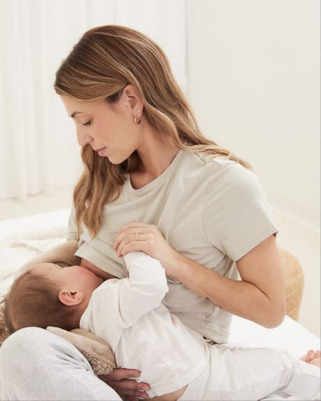 Short-Sleeve Nursing Tee - Thyme Maternity